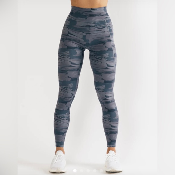 Alphalete Pants & Jumpsuits Alphalete Surface Leggings Poshmark